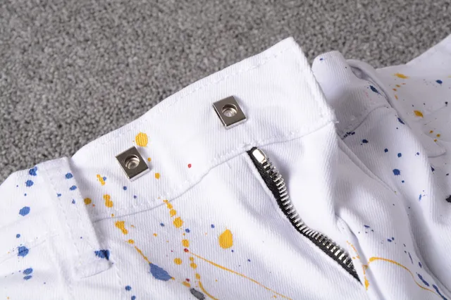 Shorts Blancos con Estampado de Salpicadura de Pintura Multicolor con Bolsillos Laterales con Cierre de Cremallera 14