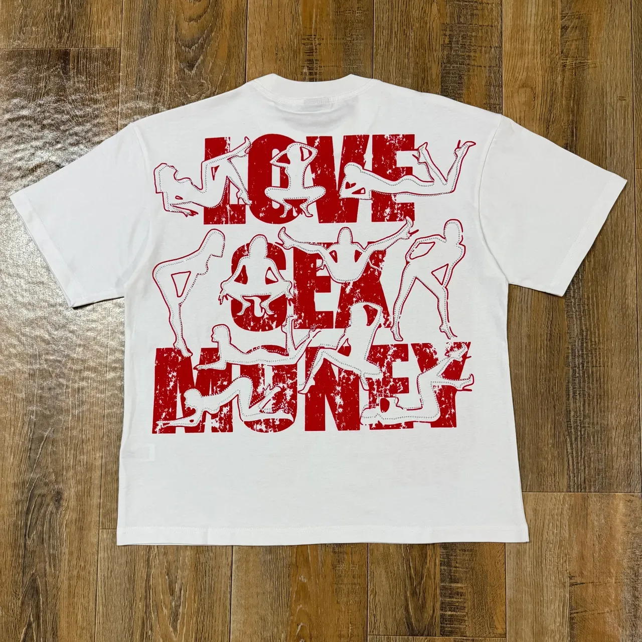 White Red Graphic Print Distressed Numerals and Silhouette Figures T-Shirt 2