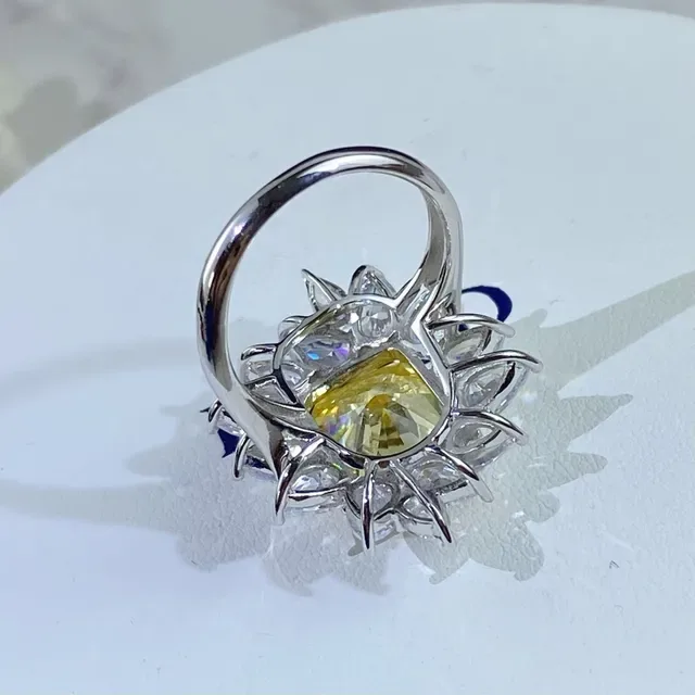 Yellow Center Stone Sunburst Halo Ring 2