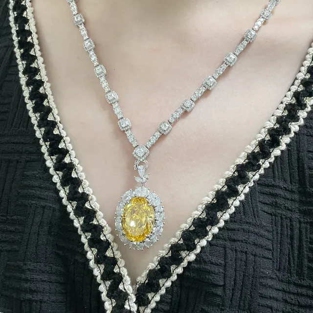 Yellow Silver Oval-Cut Center Stone Halo Setting Necklace 9