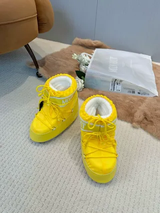 Yellow White High-Top Insulated Drawstring Collar Snow Boots 6