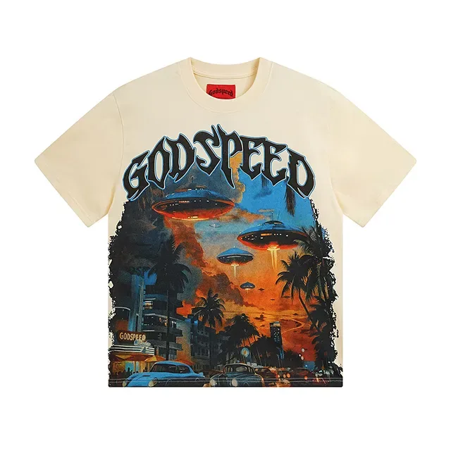 Camiseta Godspeed estampado gráfico color crema 2