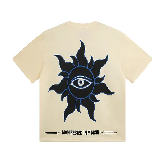 Camiseta Godspeed estampado gráfico color crema 3