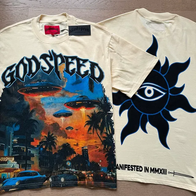 Camiseta Godspeed estampado gráfico color crema 4