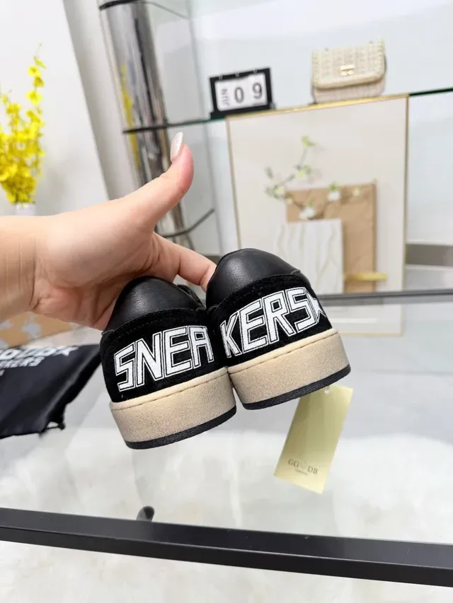 Golden Goose Ball Star سنیکرز لايف ستايل أسود جلد و سويد 4