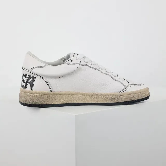 Golden Goose Super-Star White Star Outline sneakers lifestyle 7