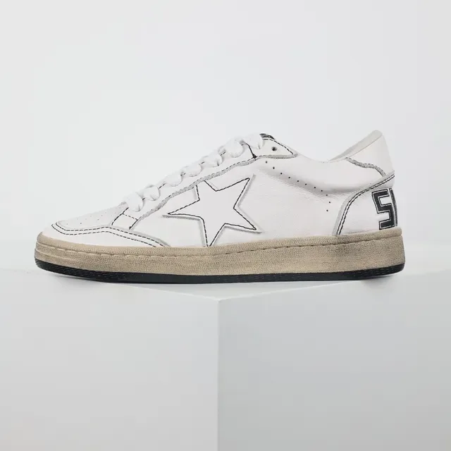 Golden Goose Super-Star White Star Outline sneakers lifestyle 9