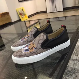 Gucci Ace Tiger Print Slip-On Loafers