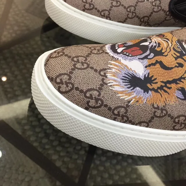 Gucci Ace Tiger Print Slip-On Loafers 5