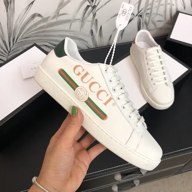 Gucci Ace White Red Green Web Stripe Lifestyle Sneakers 3