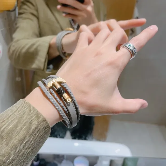 Gucci Anchor Braided Leather Gray and Gold Bracelet 3