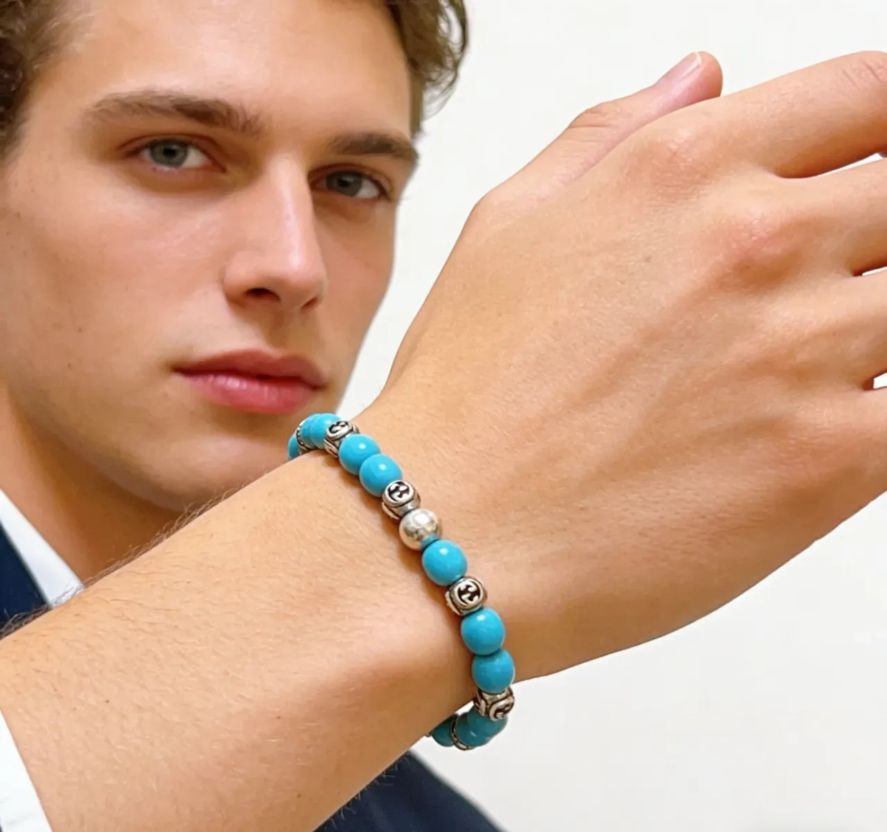 Gucci Beaded Turquoise and Silver-Tone Interlocking G Bracelet 2