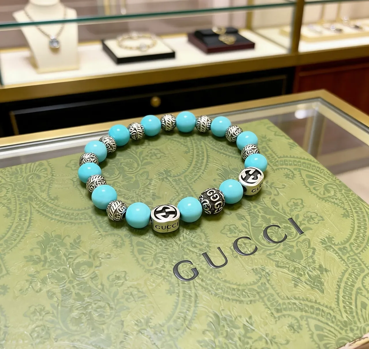 Gucci Beaded Turquoise and Silver-Tone Interlocking G Bracelet 3