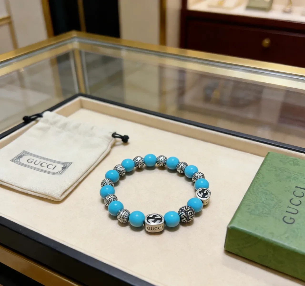 Gucci Beaded Turquoise and Silver-Tone Interlocking G Bracelet 9