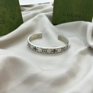 Gucci Bee & GG Cuff Silver-Tone Engraved Bracelet