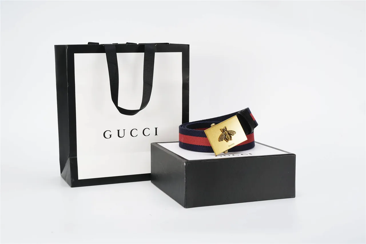 Gucci Bee Motif Navy and Red Canvas Belt 6