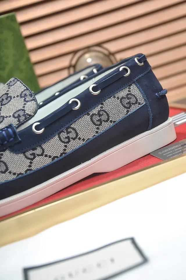 Gucci Beige Navy GG Monogram Canvas Leather Trim Loafer 2