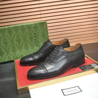 Gucci Black Brown Cap-Toe Full Brogue
