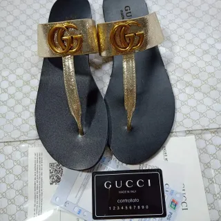 Gucci Black Gold Interlocking GG Metal Buckle Metallic Textured Strap Casual Sandals