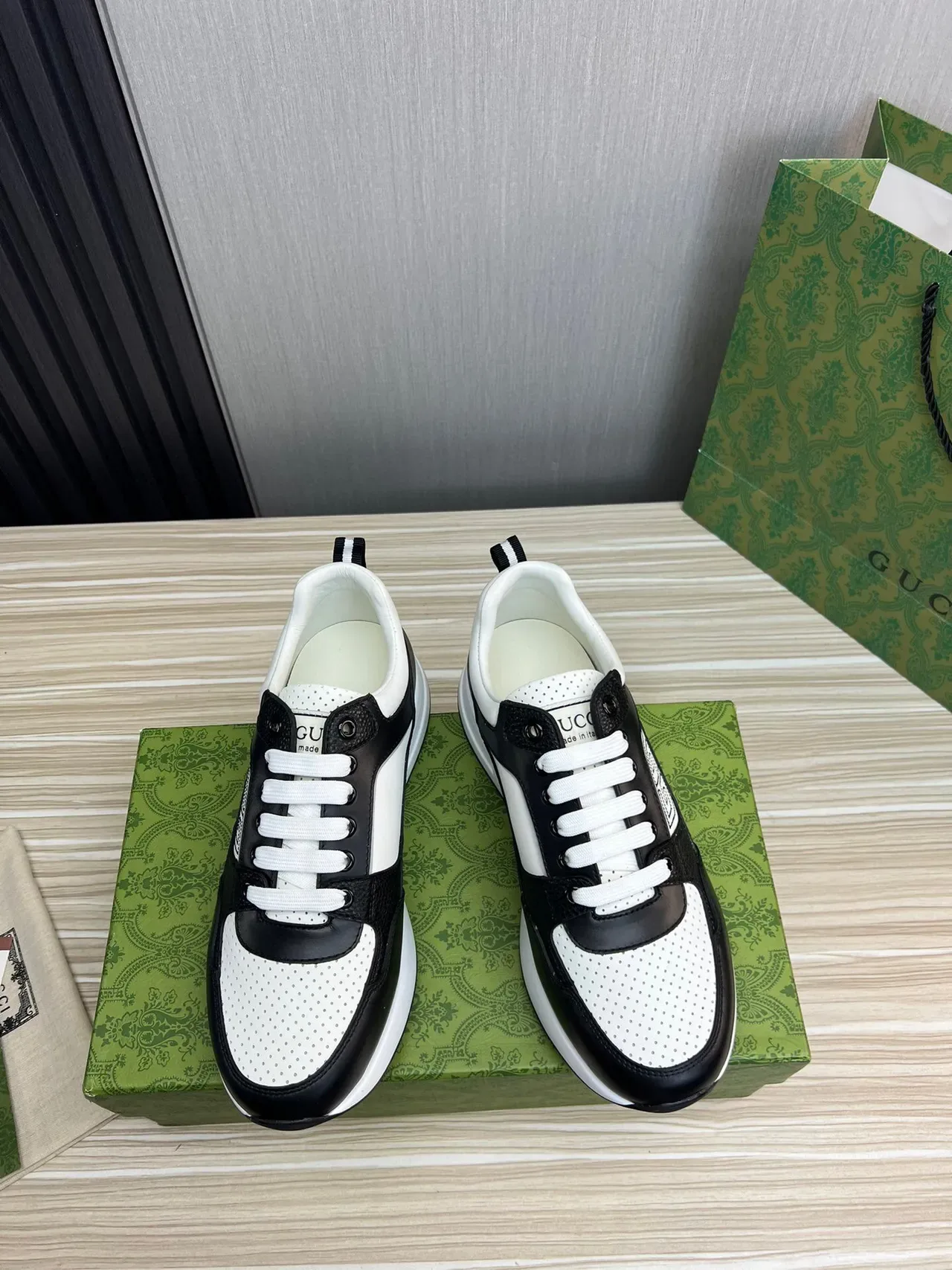 Gucci Black White Interlocking GG Logo Panel Perforated Toe Cap Lifestyle Sneakers 3