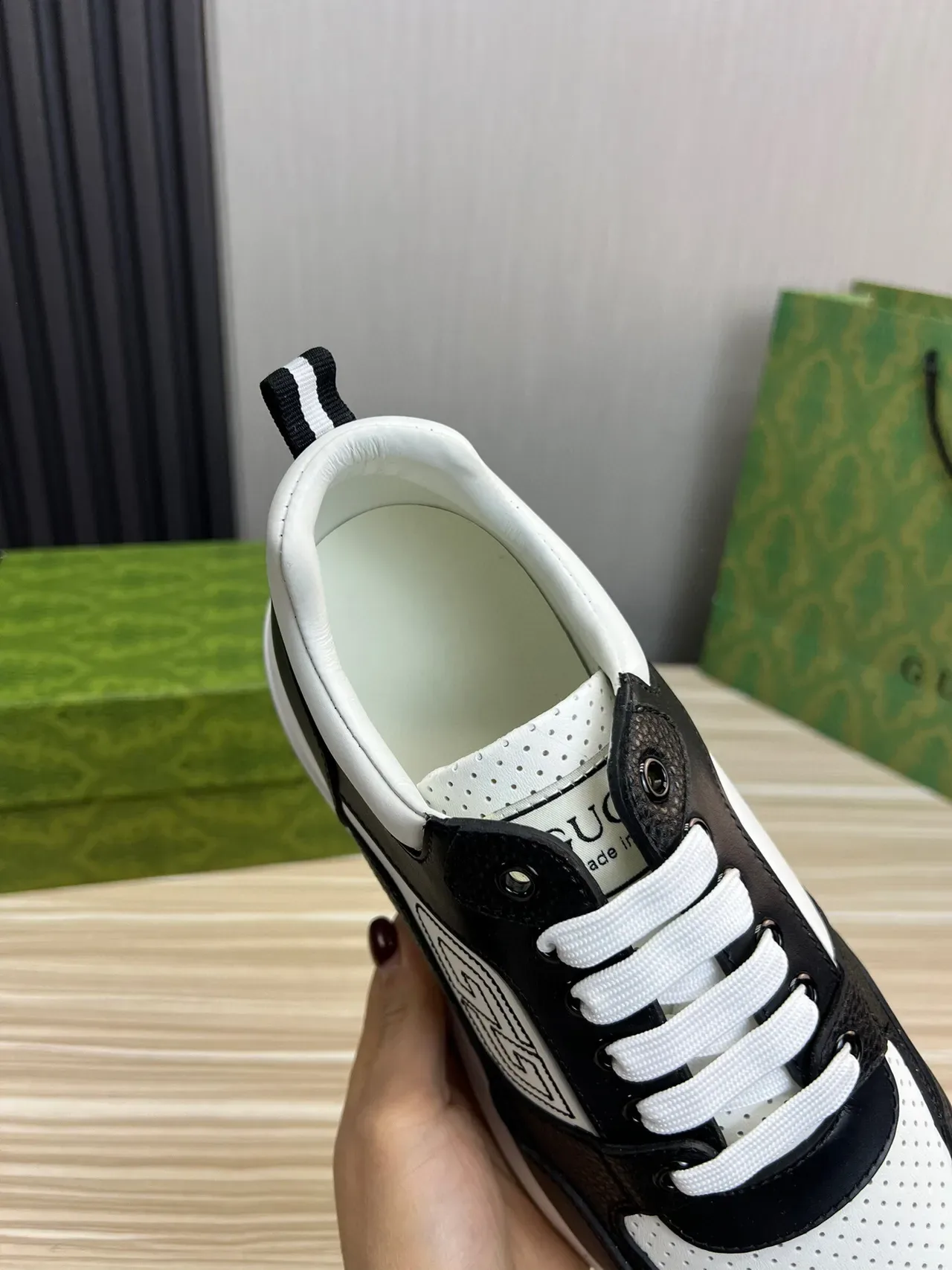 Gucci Black White Interlocking GG Logo Panel Perforated Toe Cap Lifestyle Sneakers 8
