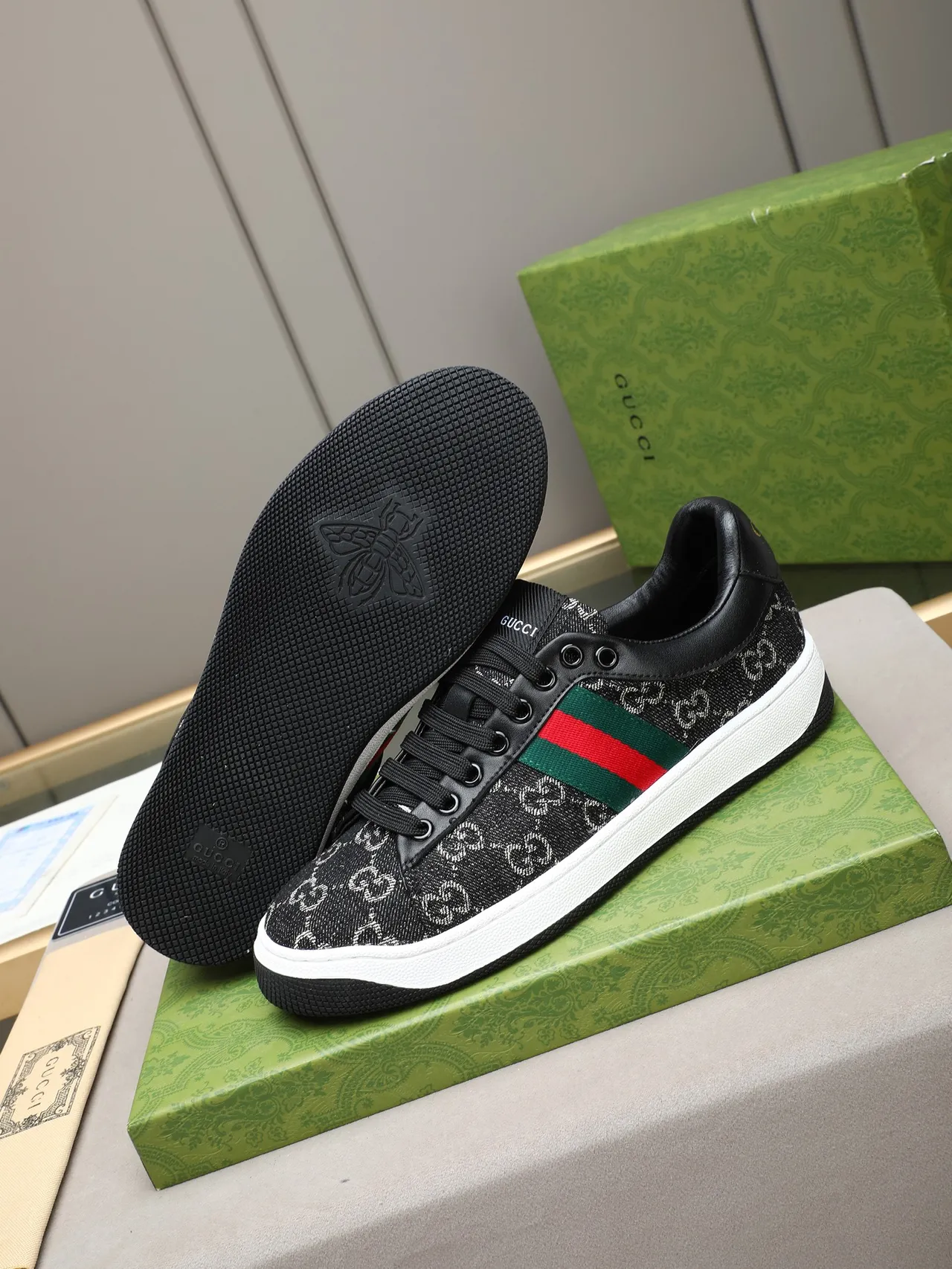 Gucci Black White Monogrammed Canvas Upper Leather Heel Tab Lifestyle Sneakers 4