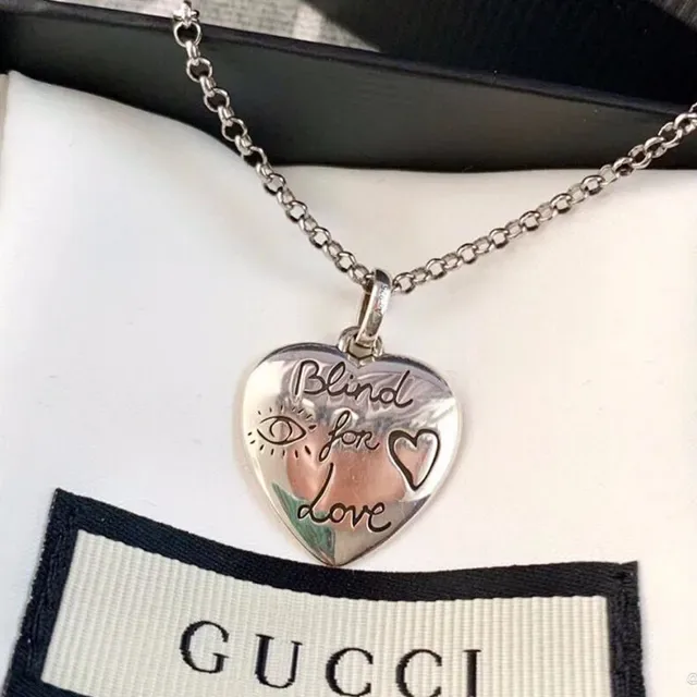 Gucci Blind for Love Heart Pendant Necklace 4