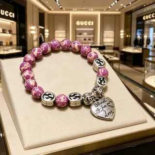 Gucci Ciego para Amar Perla de Mármol Púrpura y Pulsera de Encanto de Plata
