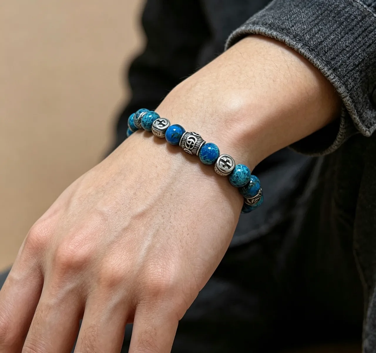 Gucci Pulseira azul e prata com miçangas e acentos metálicos 4