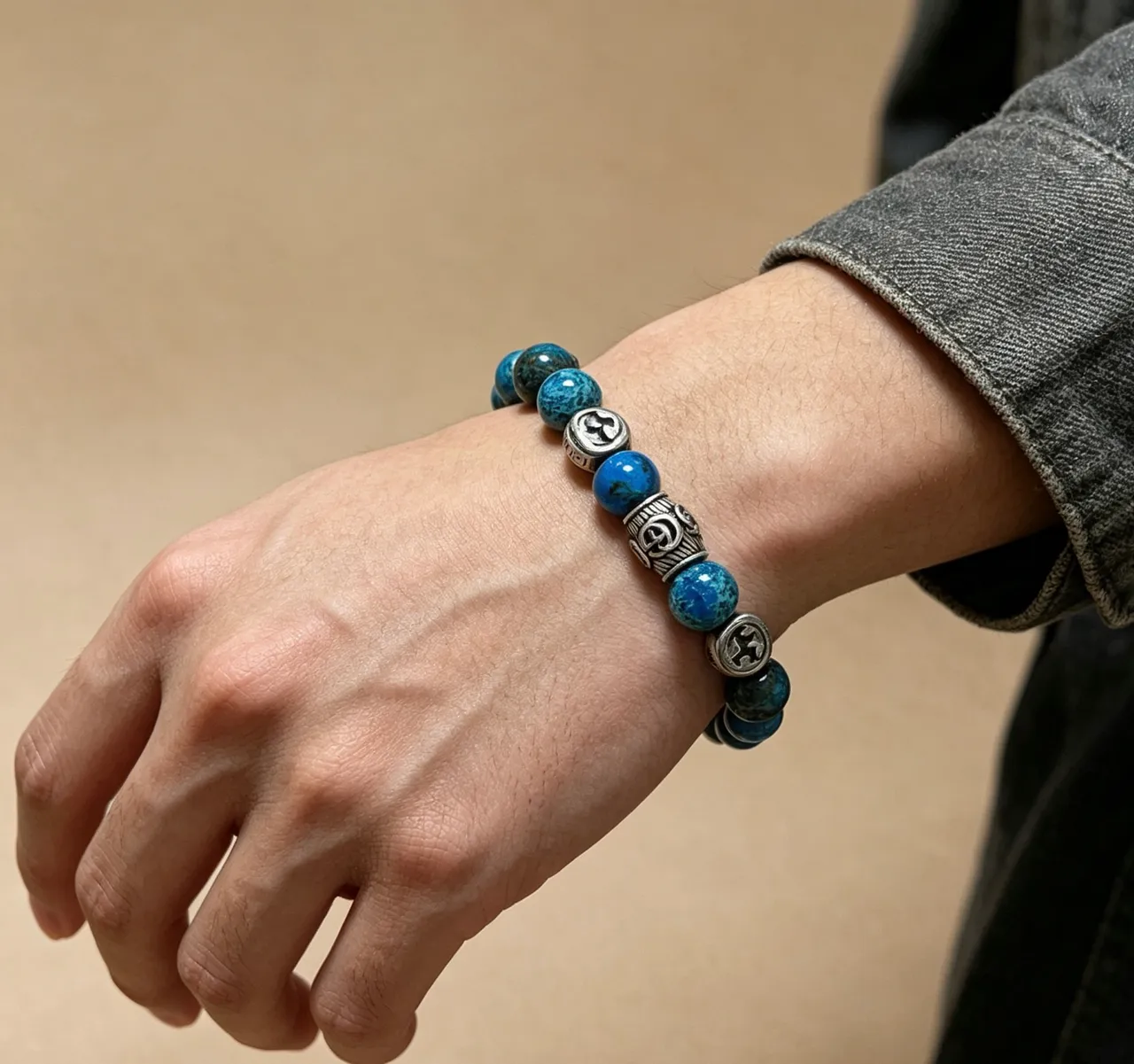 Gucci Pulseira azul e prata com miçangas e acentos metálicos 8