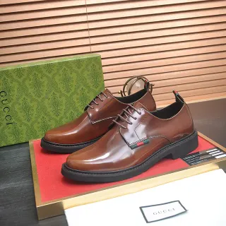 Gucci Brown Black Polished Leather Cap-Toe Construction Derby Shoes
