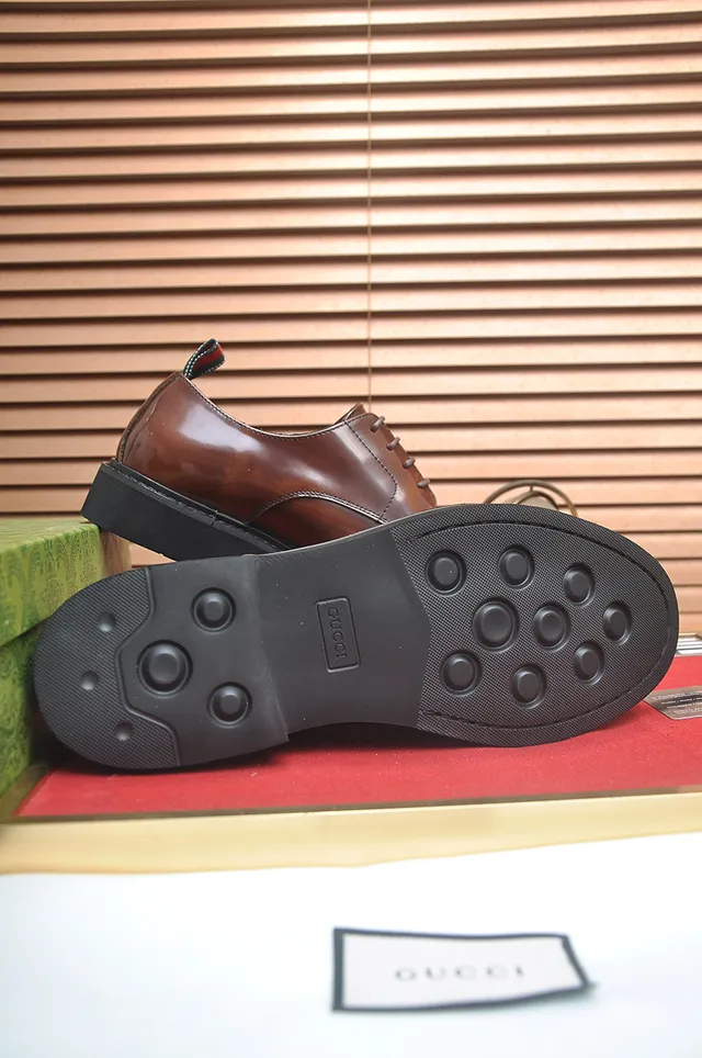 Gucci Brown Black Polished Leather Cap-Toe Construction Derby Shoes 3
