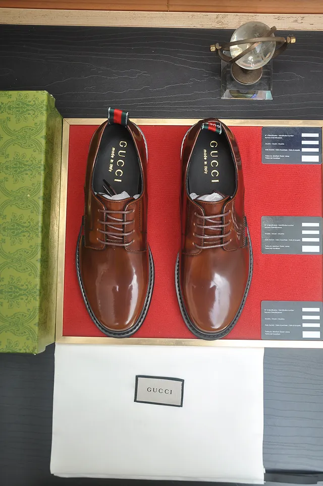 Gucci Brown Black Polished Leather Cap-Toe Construction Derby Shoes 5