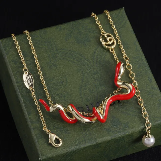 Gucci Dionysus Or Rouge Motif Serpent Accent Émail Collier 6