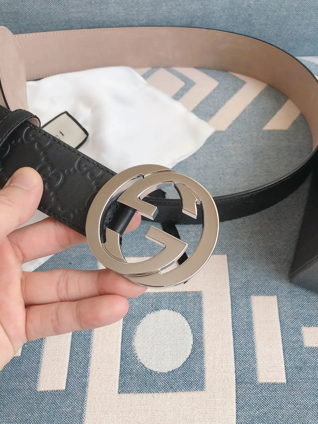 Gucci Double G Belt Black Silver Interlocking Buckle GG Monogram Embossed Leather Belt 5