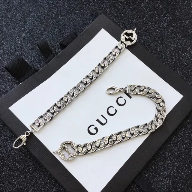 Gucci Double G Engraved Curb Chain Bracelet 6