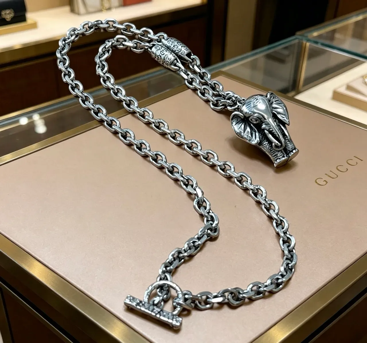 Gucci Elephant Pendant Silver-Toned Necklace 3