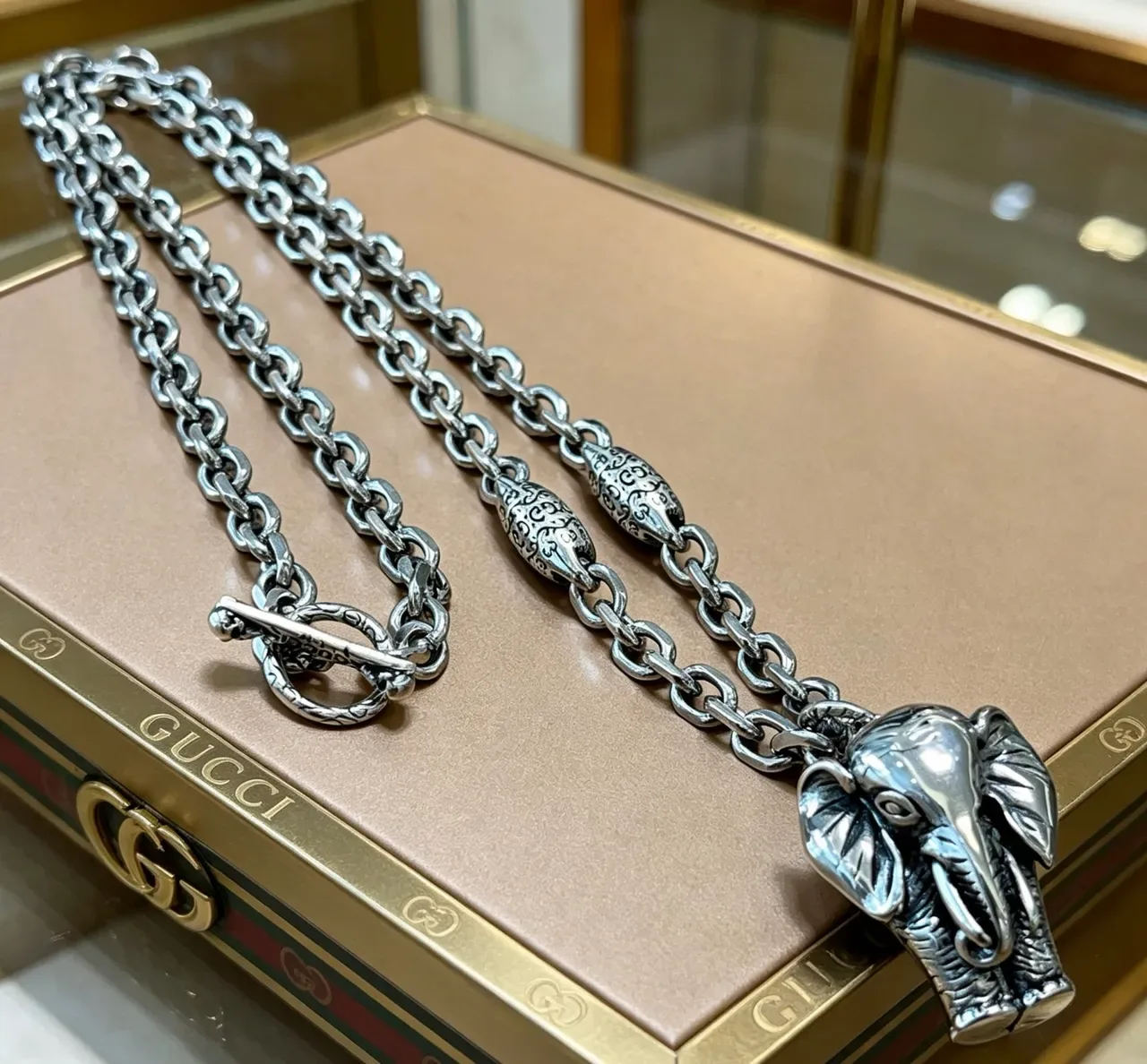 Gucci Elephant Pendant Silver-Toned Necklace 5