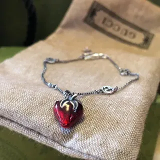 Gucci Enamel Heart Pendant Silver Chain Bracelet