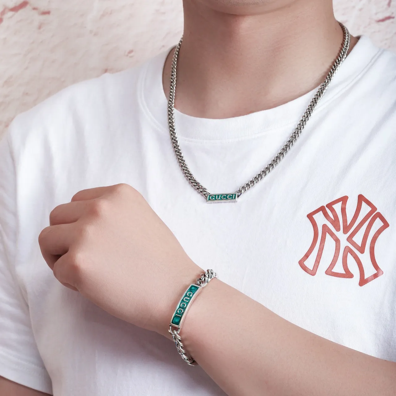 Gucci Enamel Plaque Bracelet Silver Blue Curb-Link Chain Bracelet 3