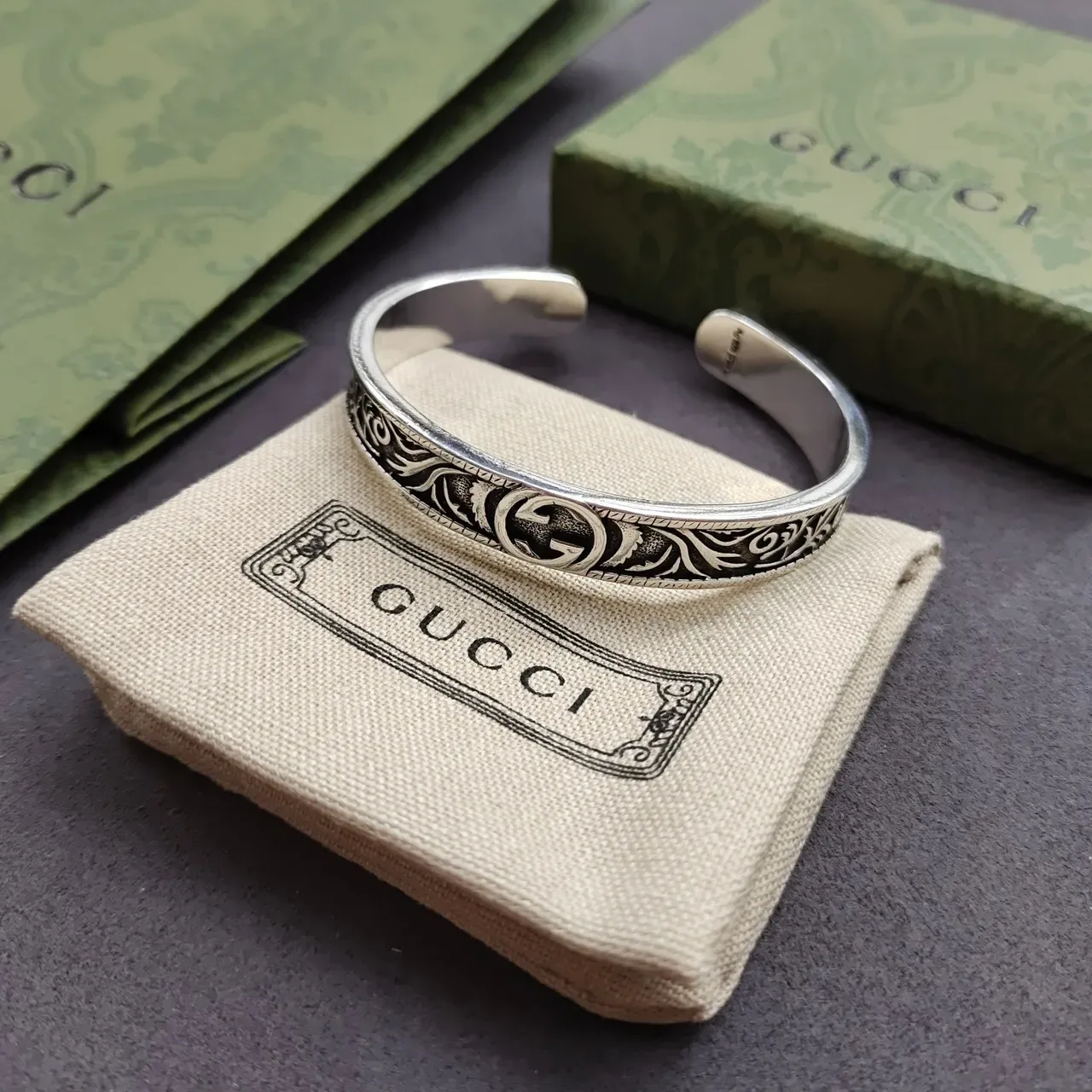 Gucci Engraved Floral Interlocking G Open Cuff Bracelet 5