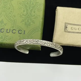 Gucci Floral GG Motif Silver Open Cuff Bracelet