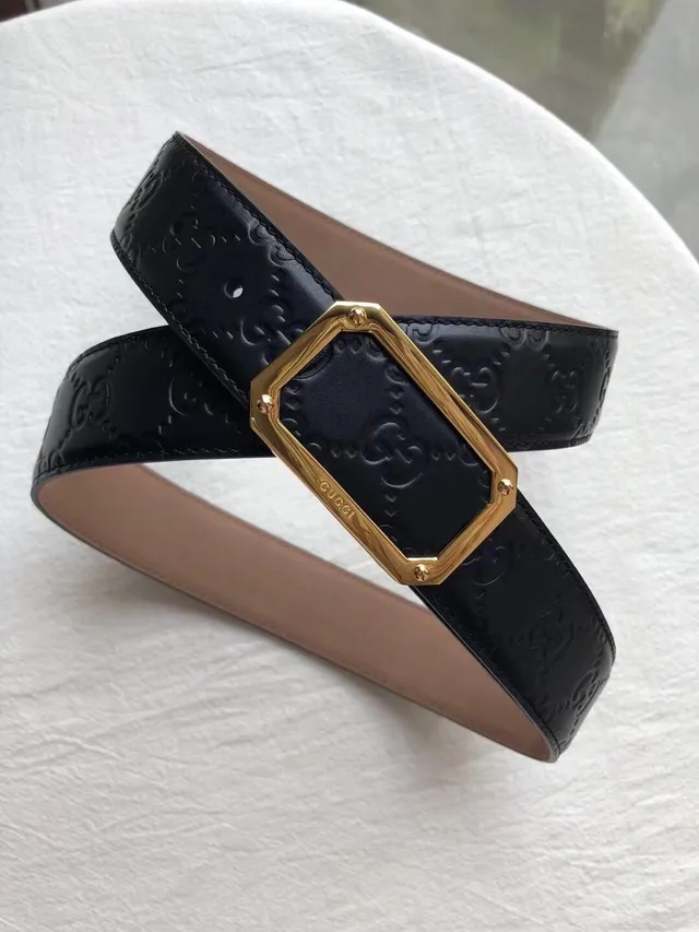 Gucci GG Marmont Black Gold Embossed Monogram Rectangular Buckle Leather Belt 2