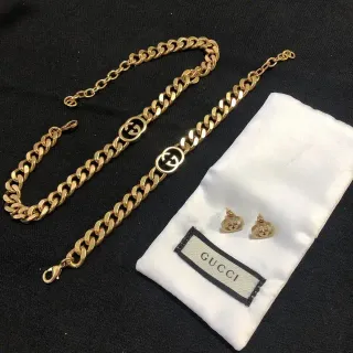 Gucci GG Marmont Gold Curb Chain Interlocking G Logo Necklace