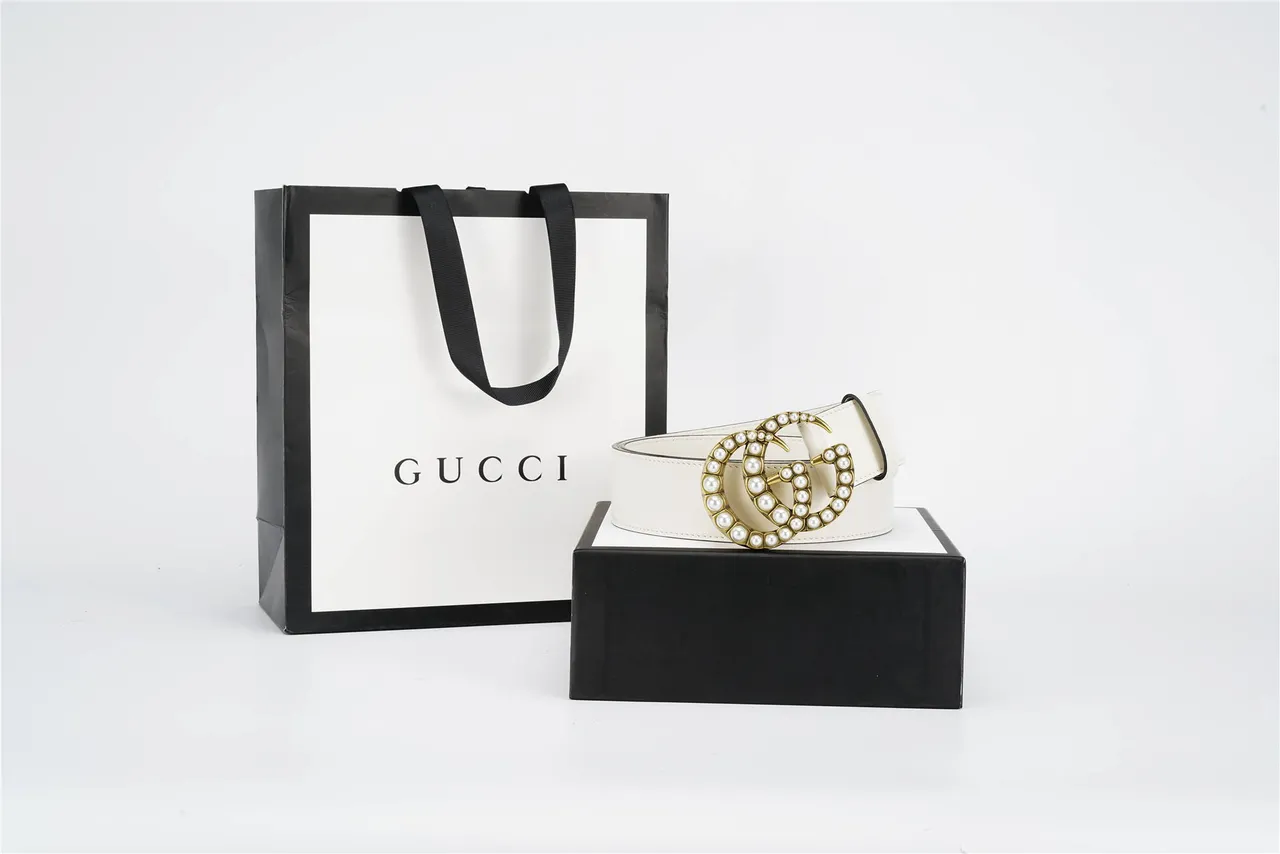 Gucci GG Marmont Ceinture en cuir ornée de perles 5