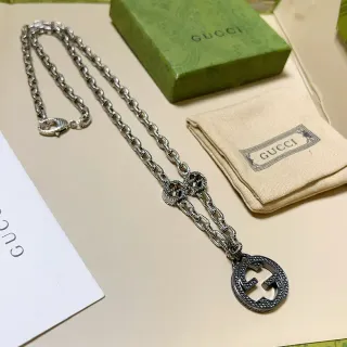 Gucci GG Marmont فضي أسود Interlocking G معلقة حافة خرز قلادة