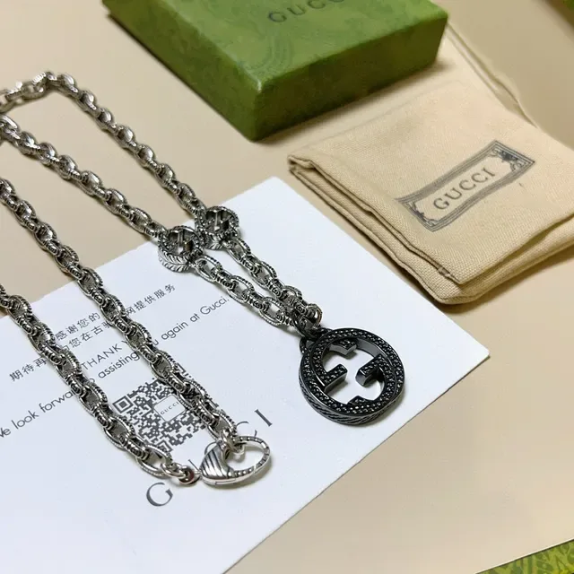 Gucci GG Marmont Silver Black Interlocking G Pendant Beaded Border Necklace 9