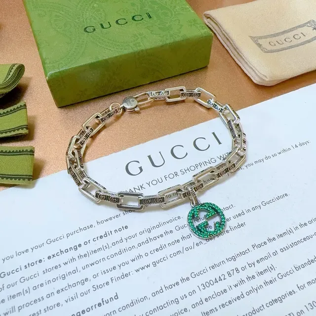 Gucci GG Marmont Silver Green Rectangular Link Chain Engraved Branding Bracelet 7