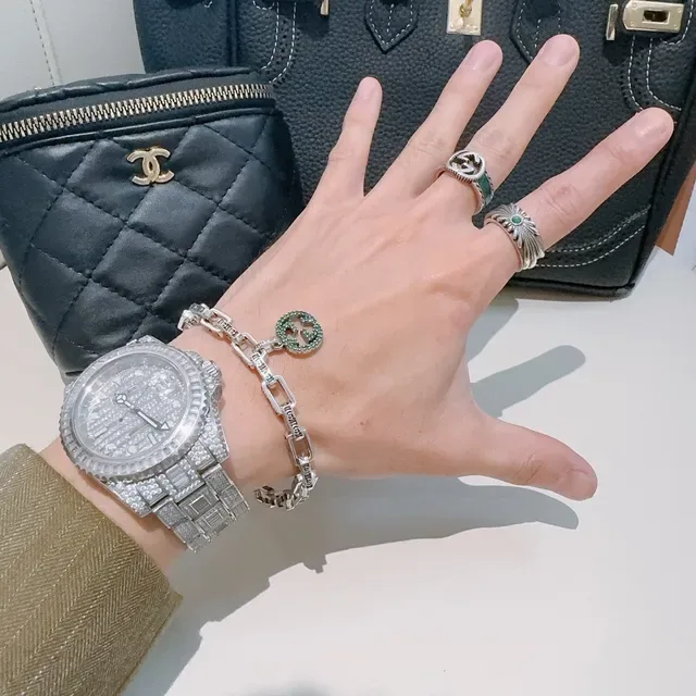 Gucci GG Marmont Silver Green Rectangular Link Chain Engraved Branding Bracelet 8