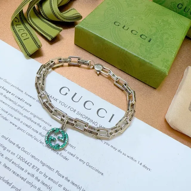 Gucci GG Marmont Silver Green Rectangular Link Chain Engraved Branding Bracelet 9